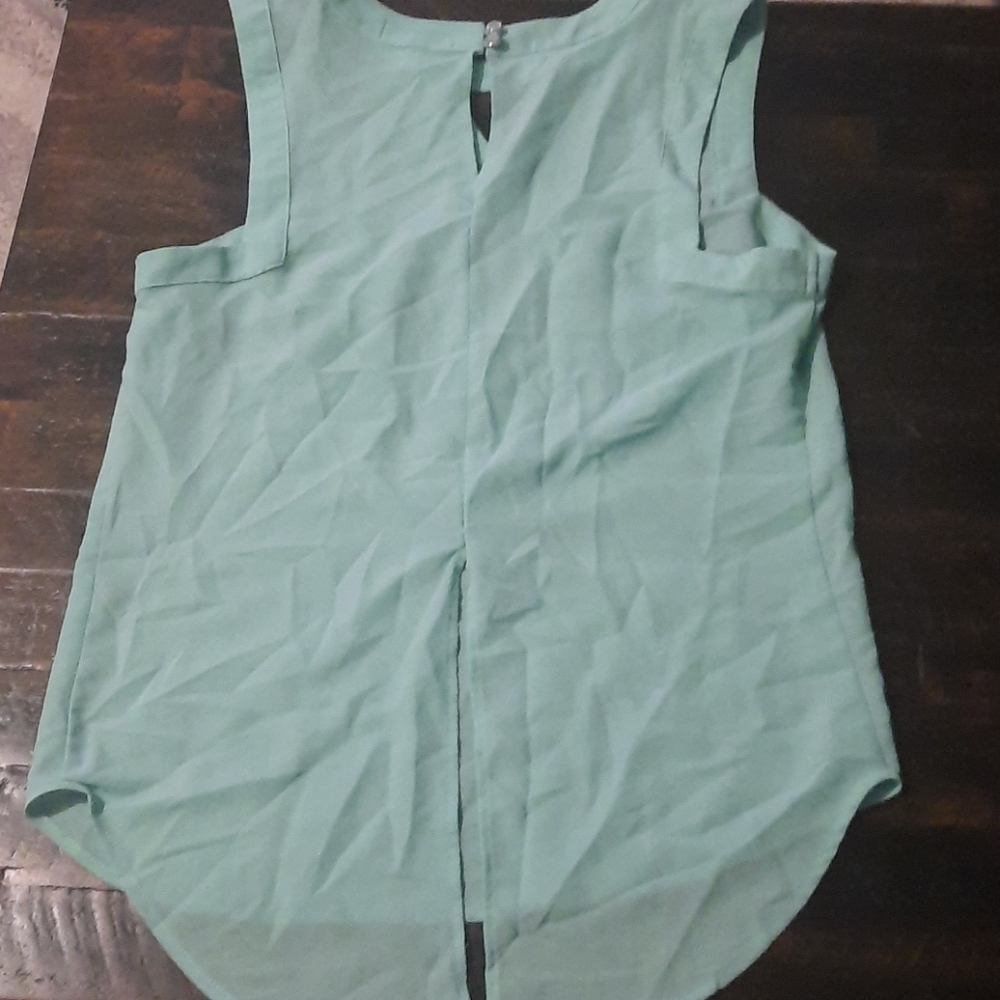 Sleeveless blouse - Picture 4 of 5